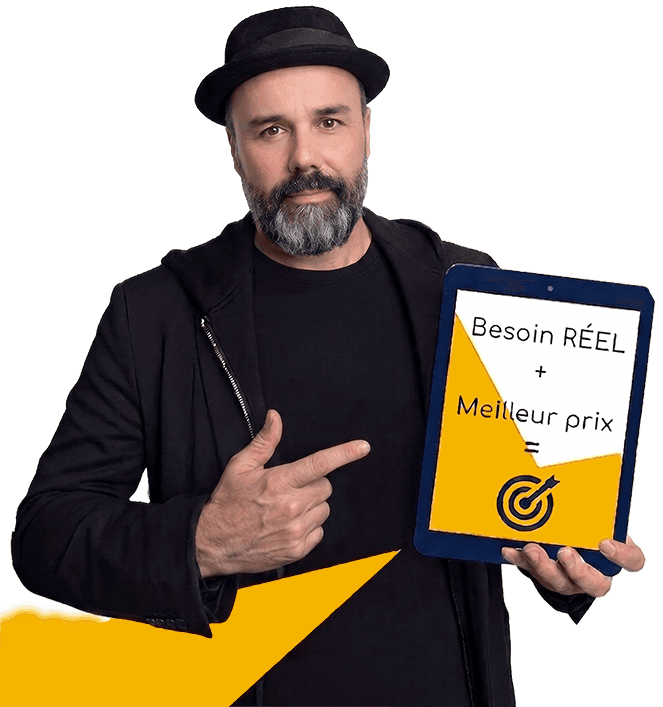 Martin courtier assuranc vie de Magnolia Gestion qui pointe une tablette pour démontrer que son assurance vie en ligne est la meilleure.